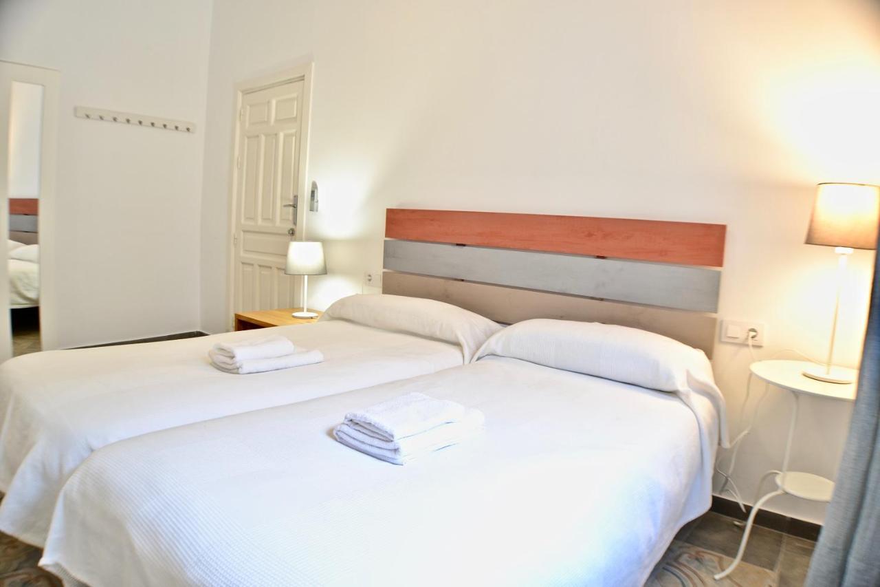 Acogedor Apt 8Pax 4Bdr 2Bth - Cozyhomesevilla1 エクステリア 写真