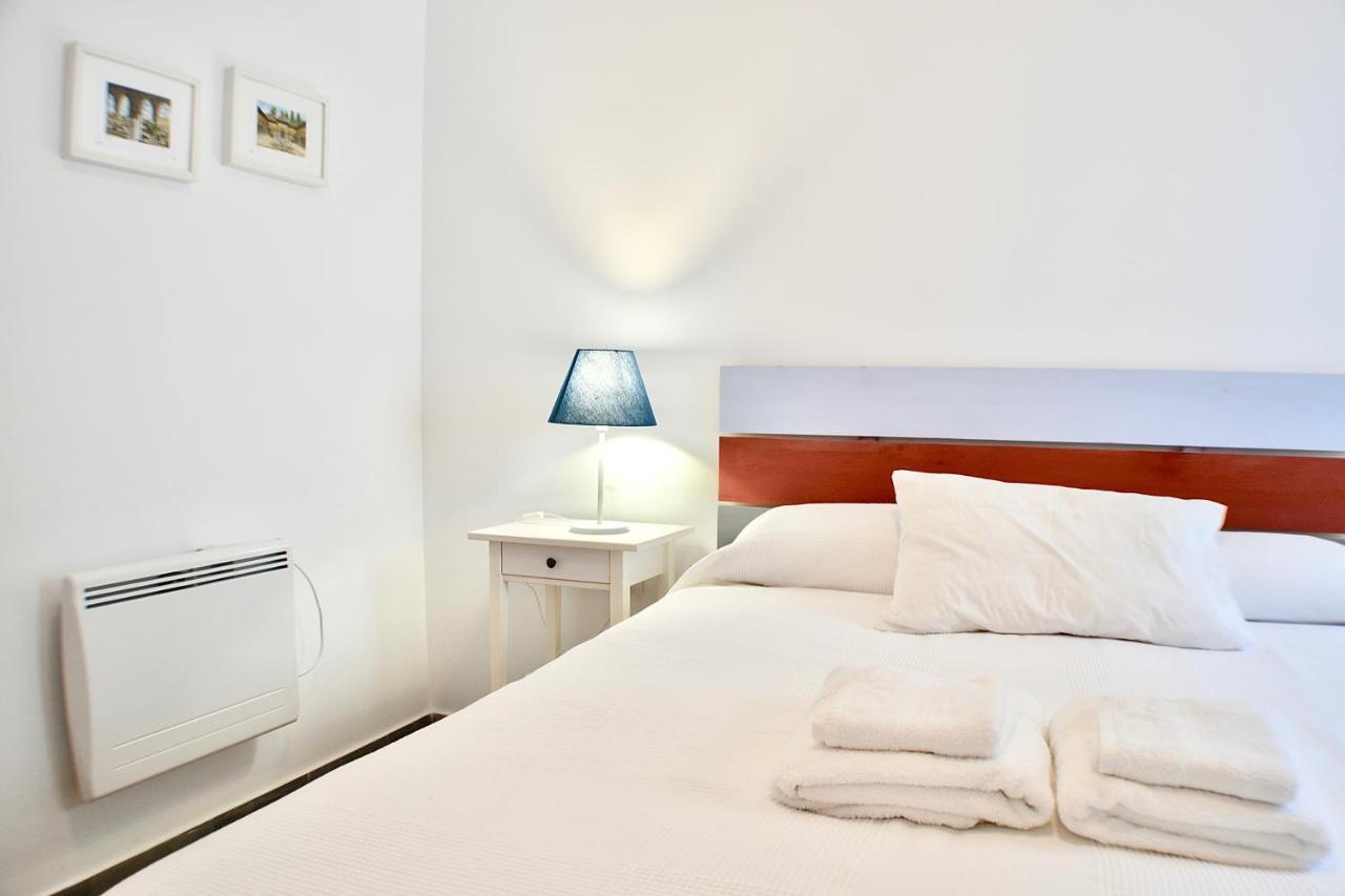 Acogedor Apt 8Pax 4Bdr 2Bth - Cozyhomesevilla1 エクステリア 写真