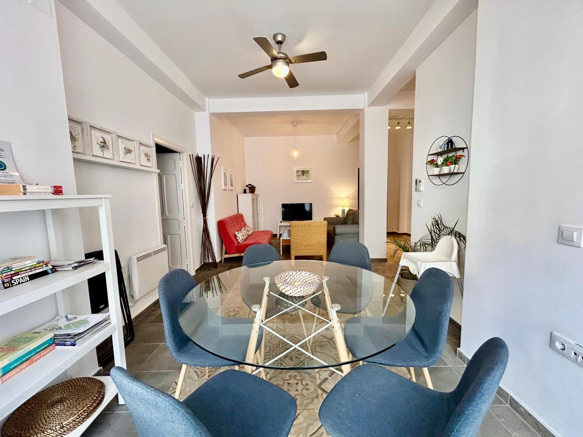 Acogedor Apt 8Pax 4Bdr 2Bth - Cozyhomesevilla1 エクステリア 写真